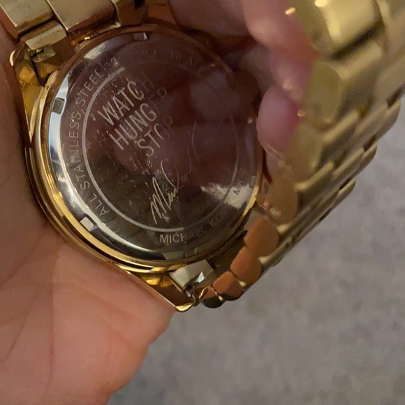 Watch - Picture 6 of 7